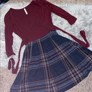 Beautiful quarter length  sleeve dress!